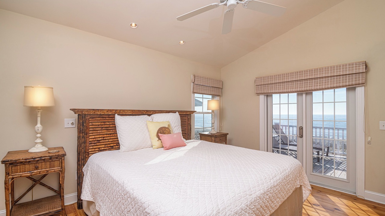 Photo of Bedroom in Holden Beach