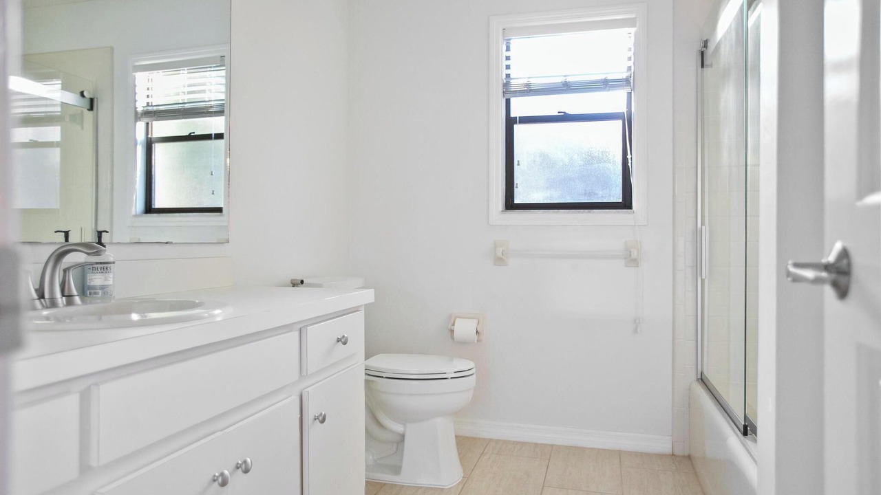 Photo of Bathroom in Country Club Estates