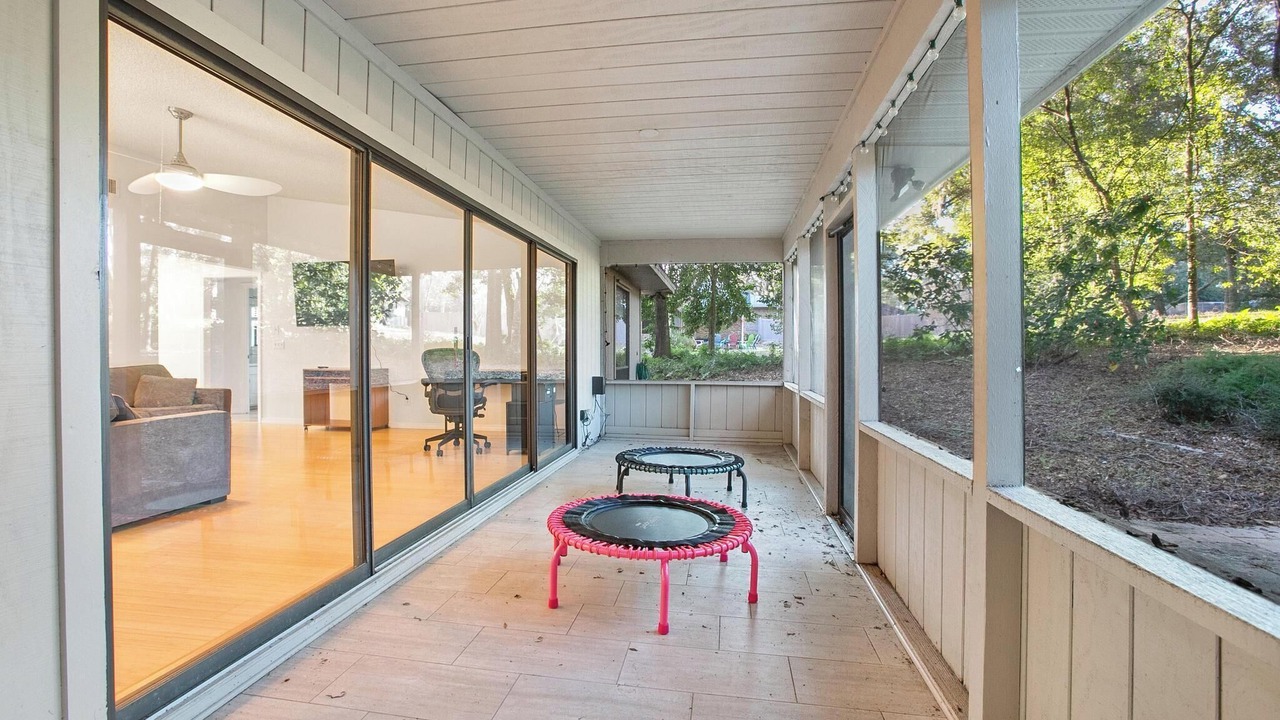 Photo of Patio Balcony in Country Club Estates