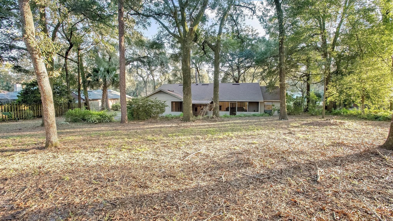 Photo of Outdoor in Country Club Estates