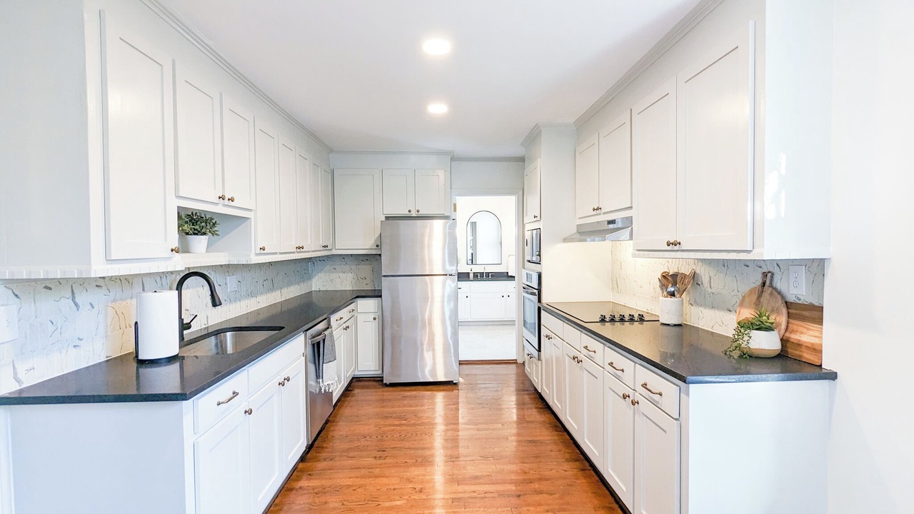 Photo of Kitchen in Pettigru Street Historic District