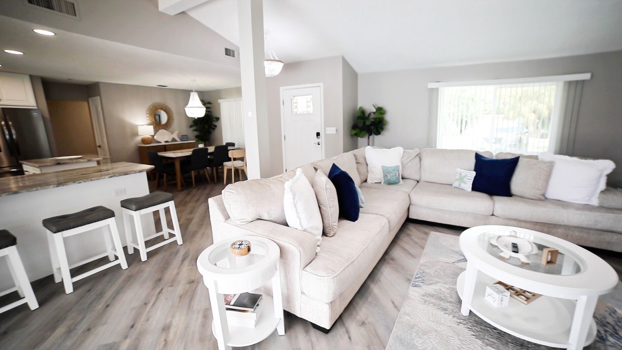Photo of Livingroom in Ringling Park