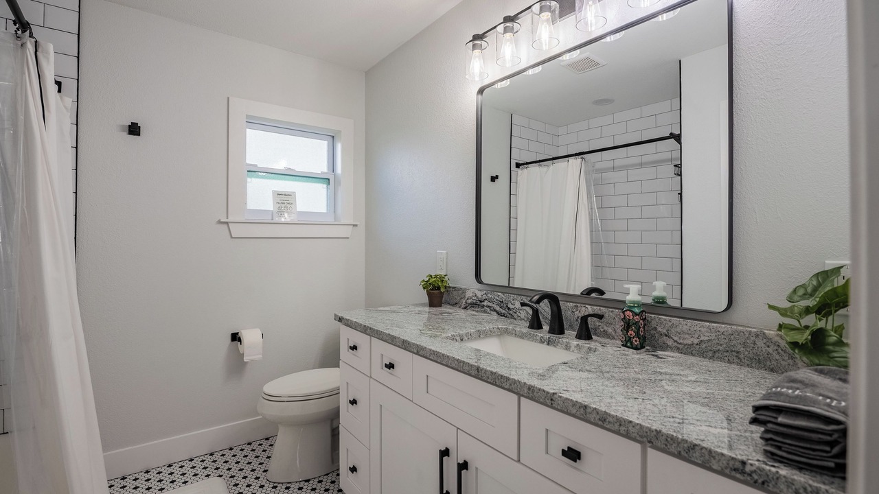 Photo of Bathroom in Lakeland