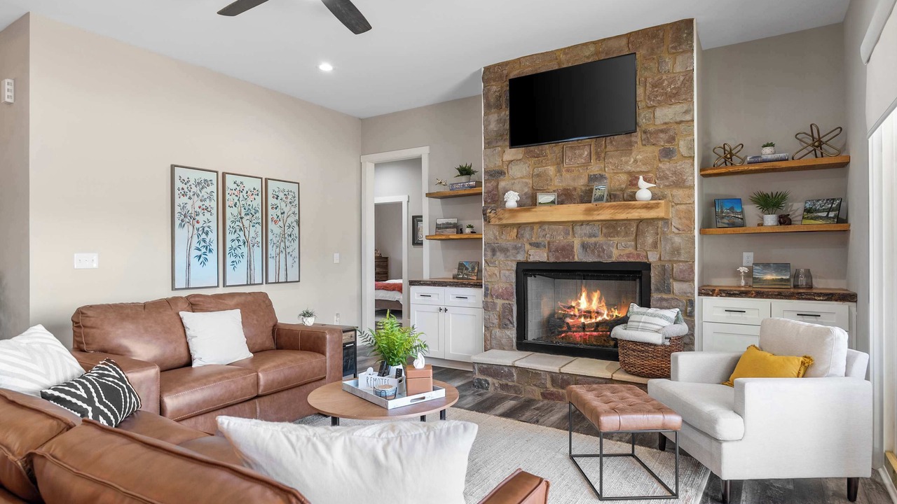 Photo of Livingroom in Travelers Rest