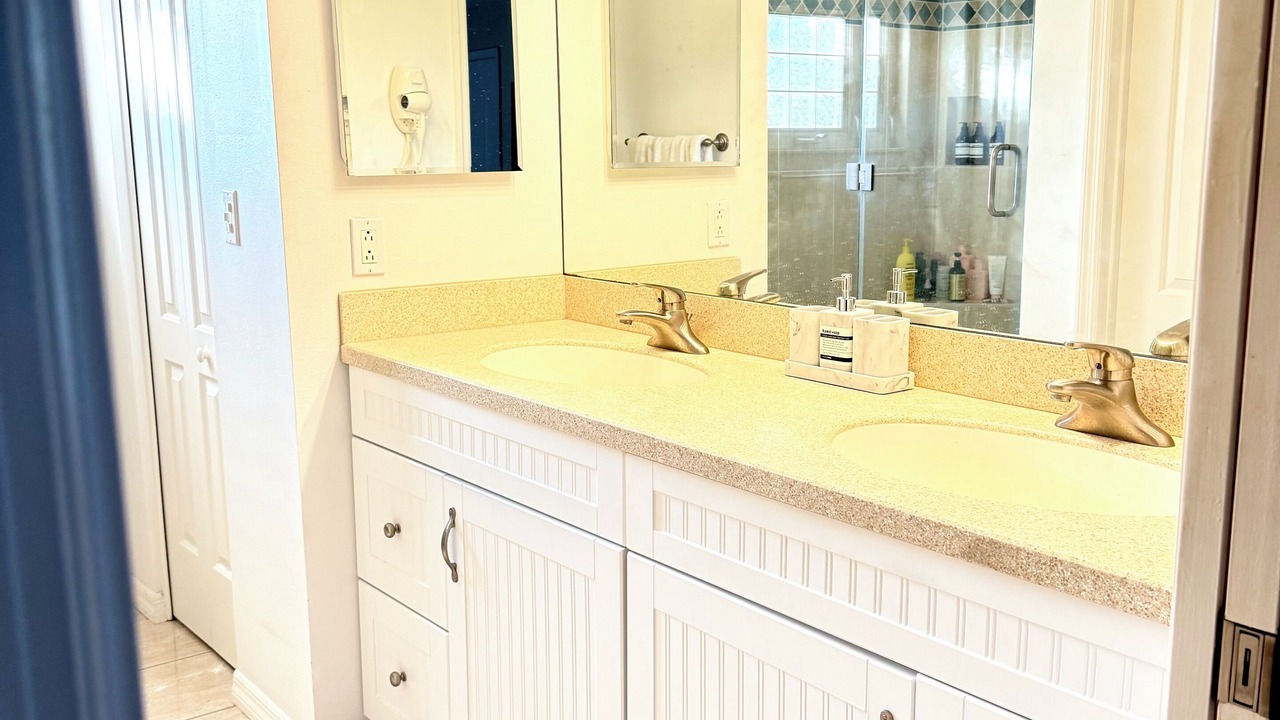 Photo of Bathroom in Gibsonton