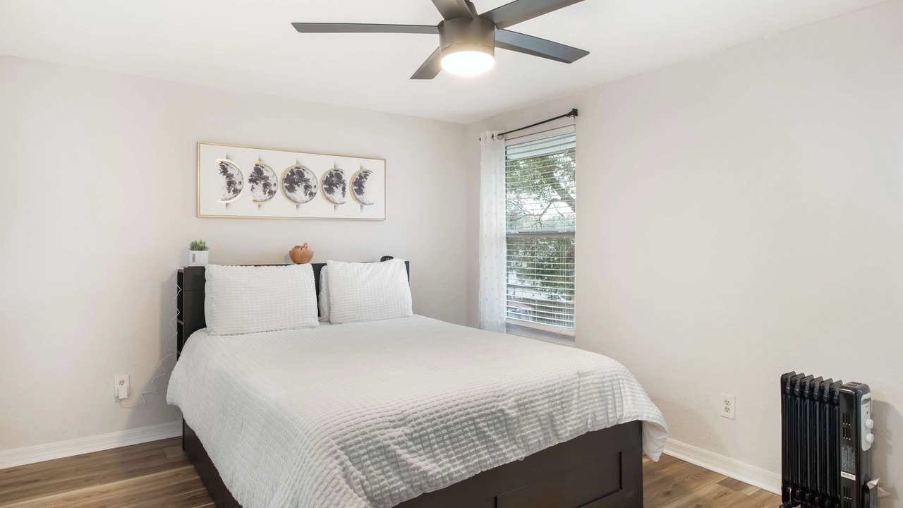 Photo of Bedroom in Northlakes