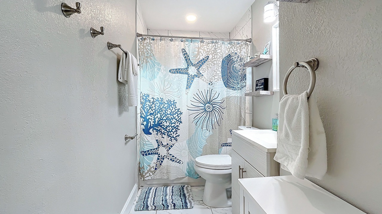 Photo of Bathroom in Seminole