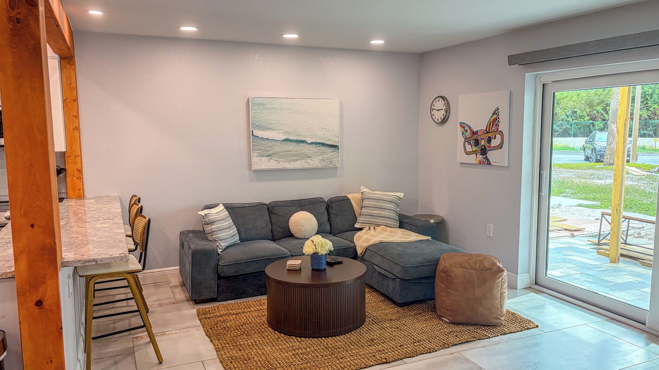 Photo of Livingroom in Bayview