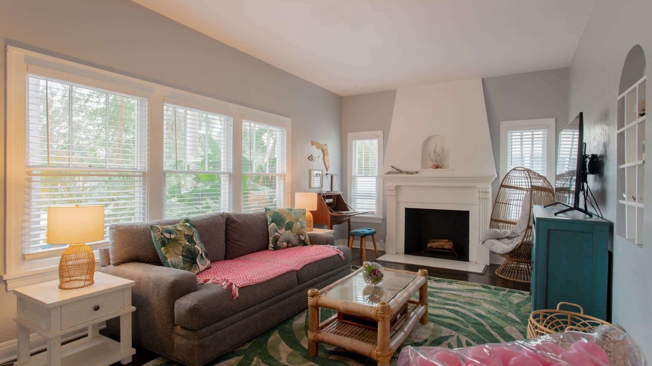 Photo of Livingroom in United Central