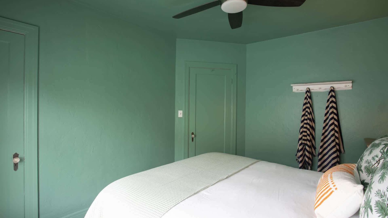 Photo of Bedroom in United Central