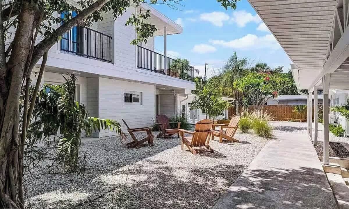 Photo of Patio Balcony in Parsuns To Cocoa Beach
