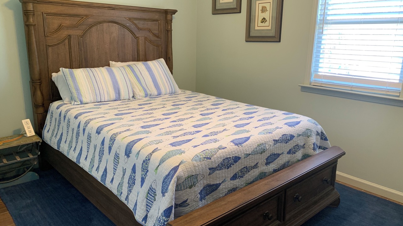 Photo of Bedroom in Steinhatchee