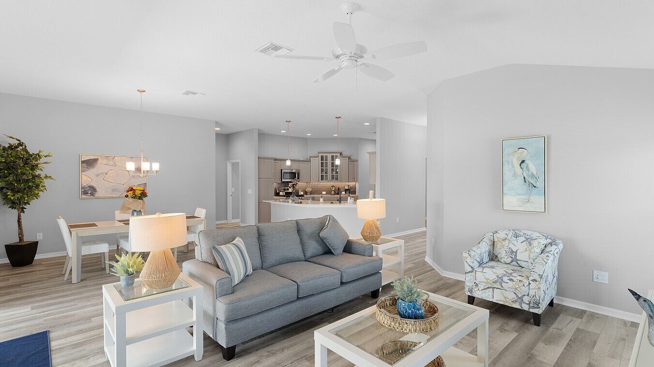 Photo of Livingroom in Okahumpka