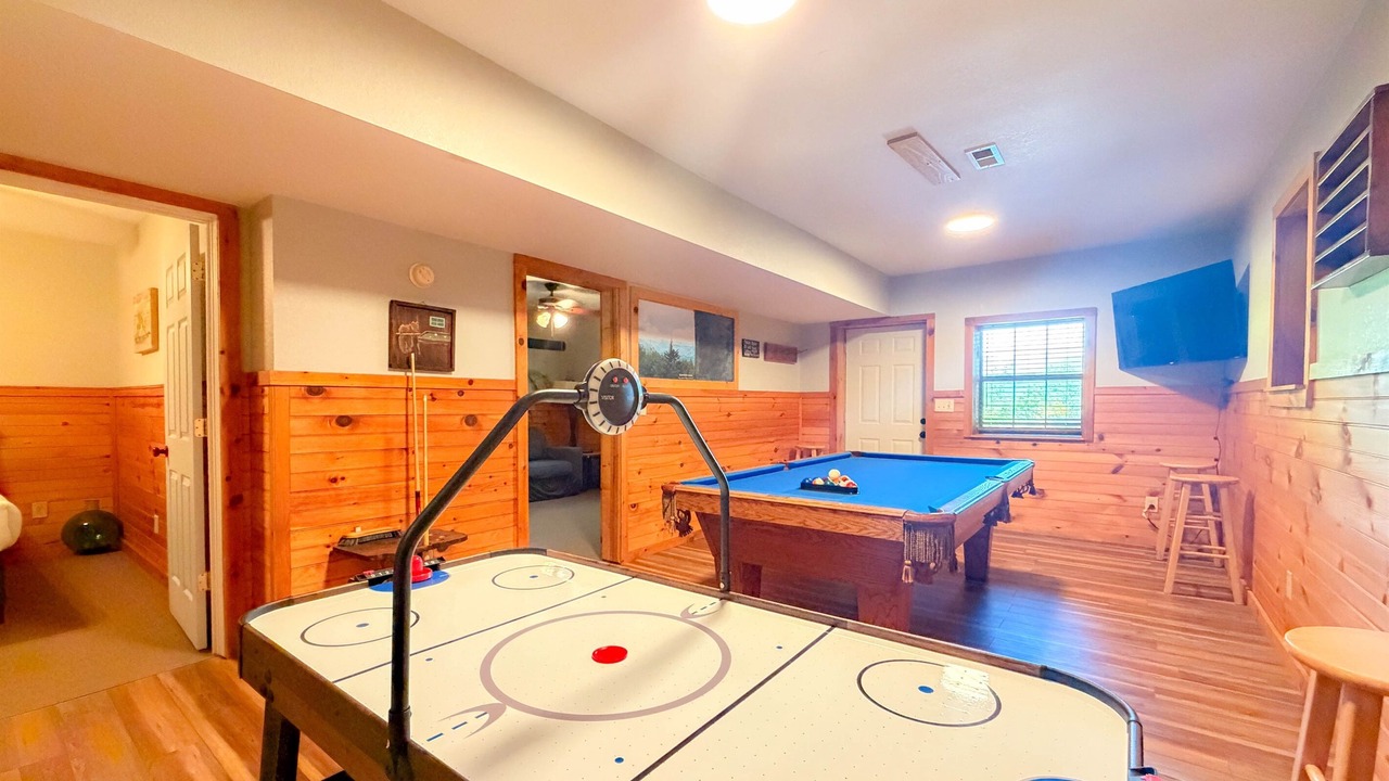 Photo of Bedroom in Cherokee