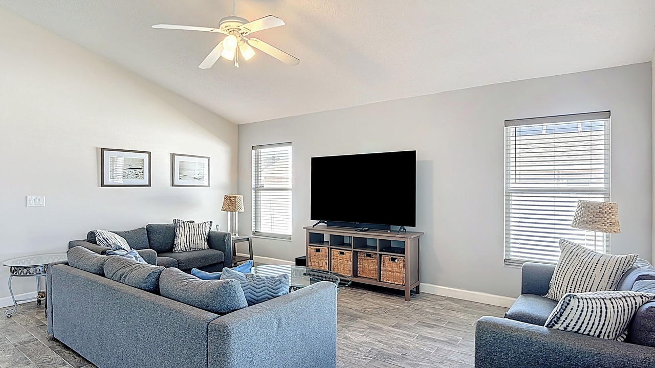 Photo of Livingroom in Davenport