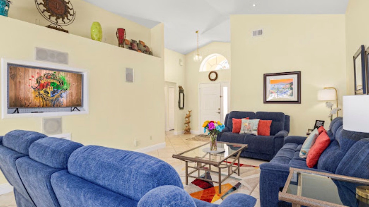 Photo of Livingroom in Highlands Reserve