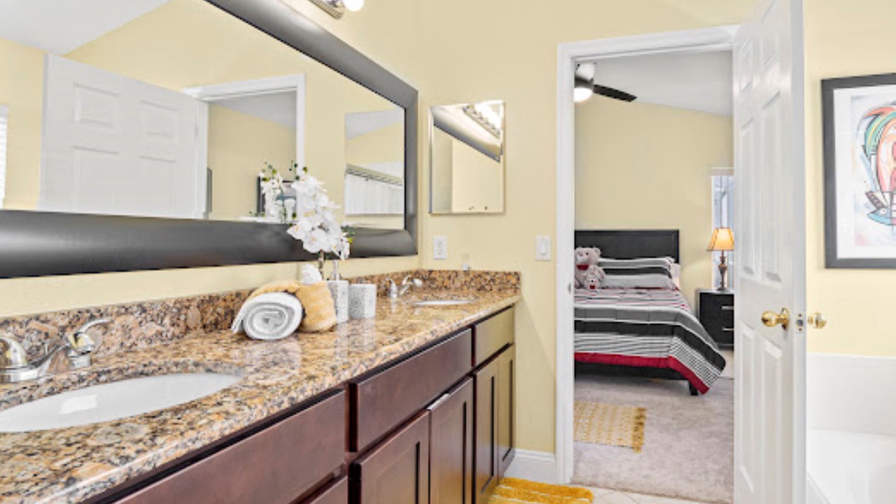 Photo of Bathroom in Highlands Reserve