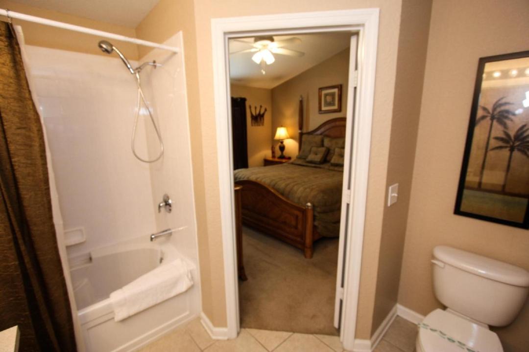 Photo of Bathroom in Windsor Hills