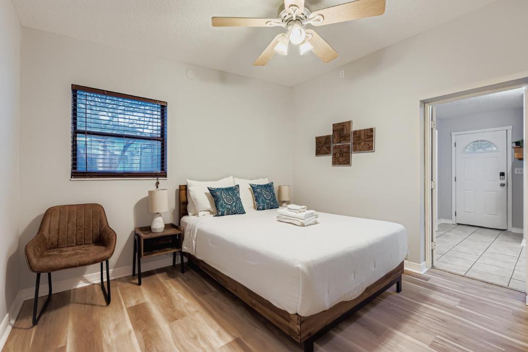 Photo of Bedroom in Jacksonville Beach