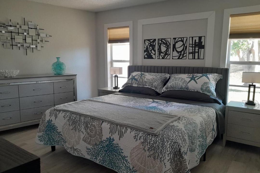 Photo of Bedroom in Brooksville