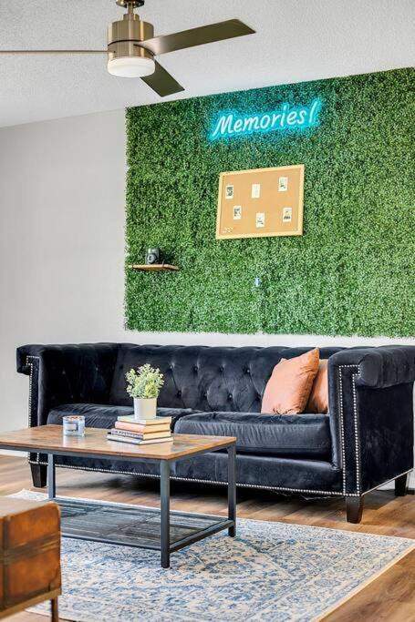 Photo of Livingroom in Orange City
