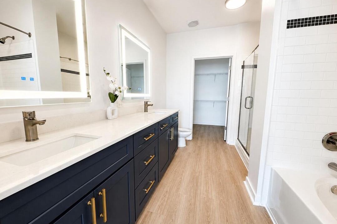 Photo of Bathroom in Cherry