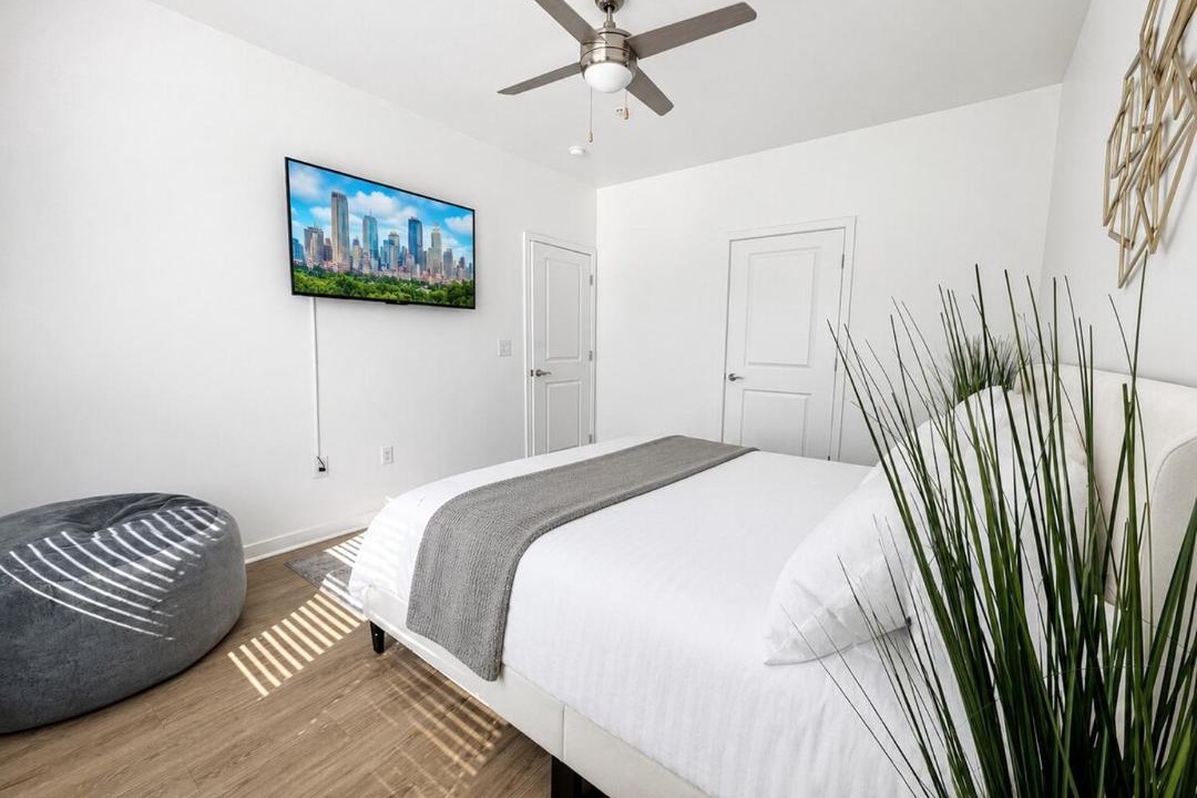Photo of Bedroom in Cherry