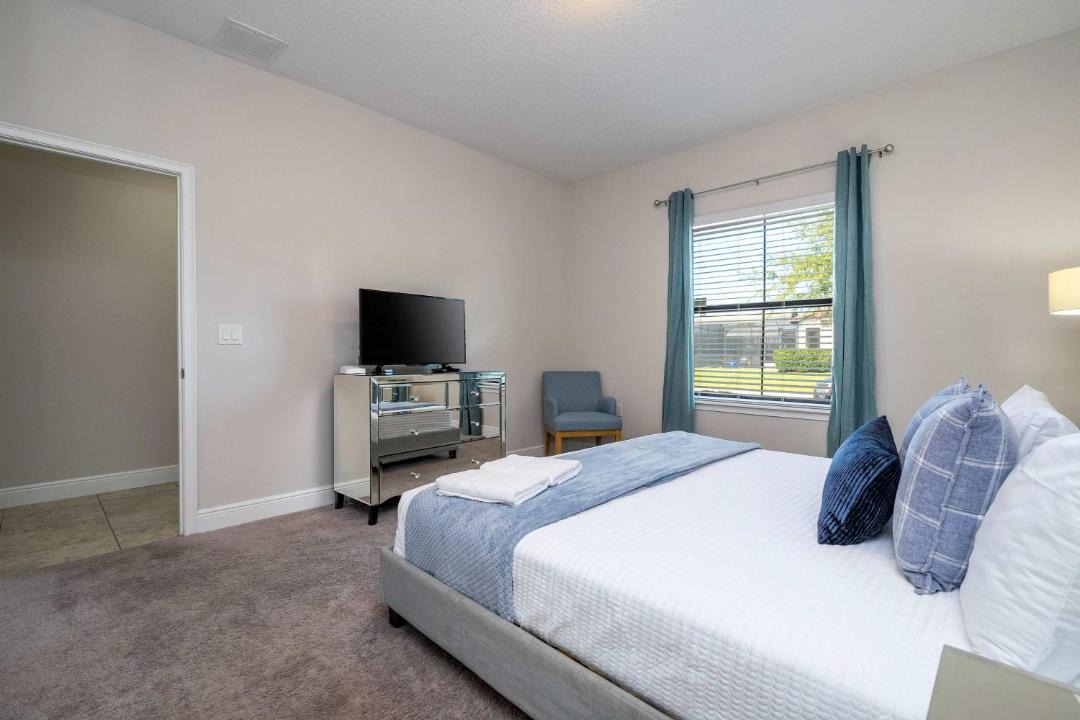 Photo of Bedroom in Haines City