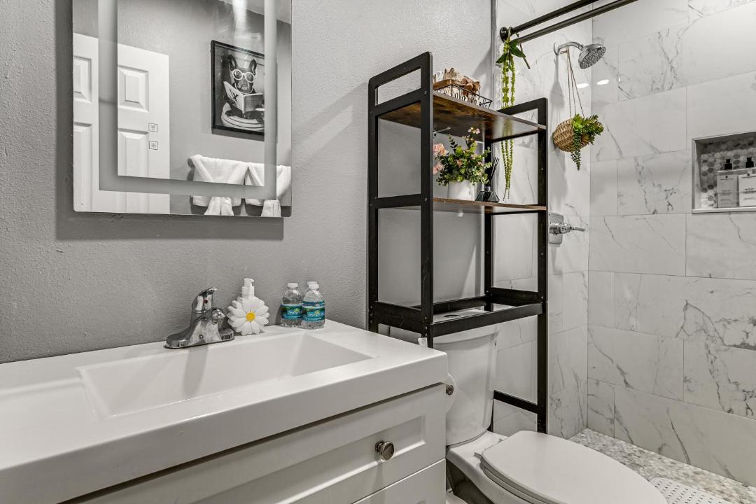 Photo of Bathroom in Orchid Lake Village