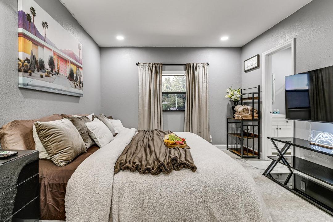 Photo of Bedroom in Orchid Lake Village