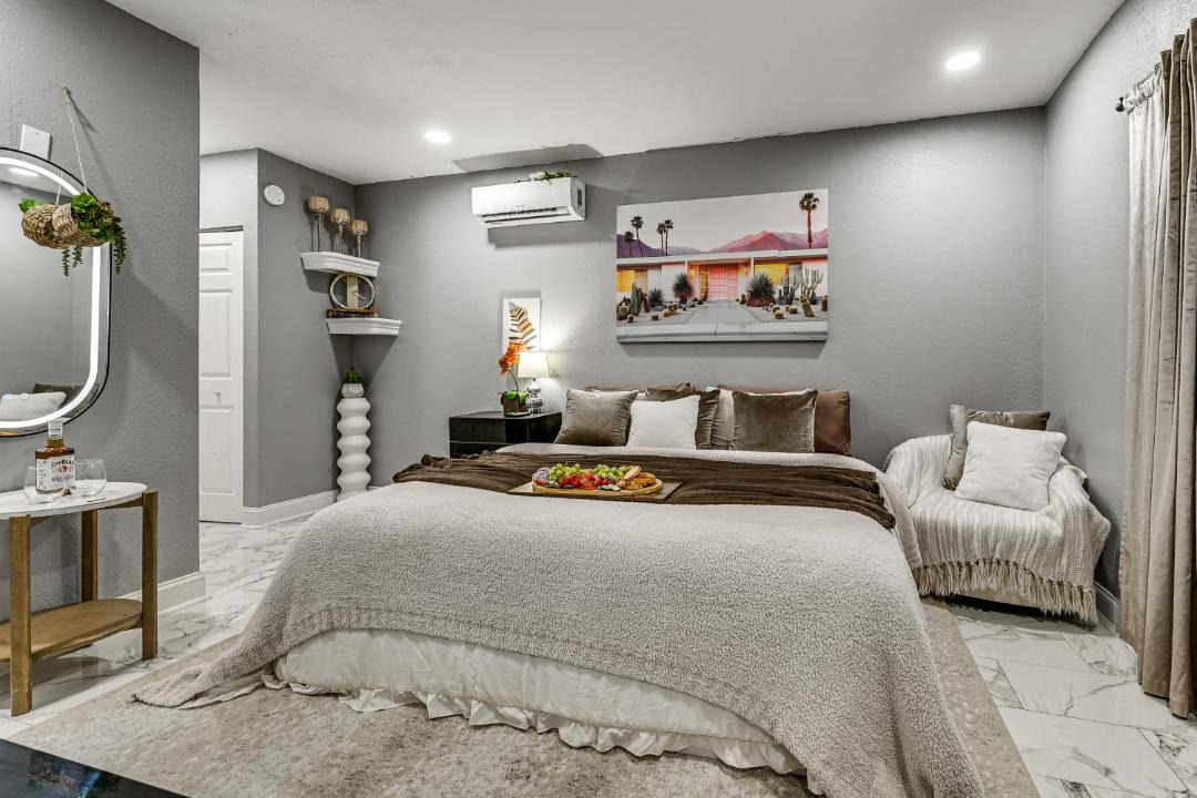 Photo of Bedroom in Orchid Lake Village