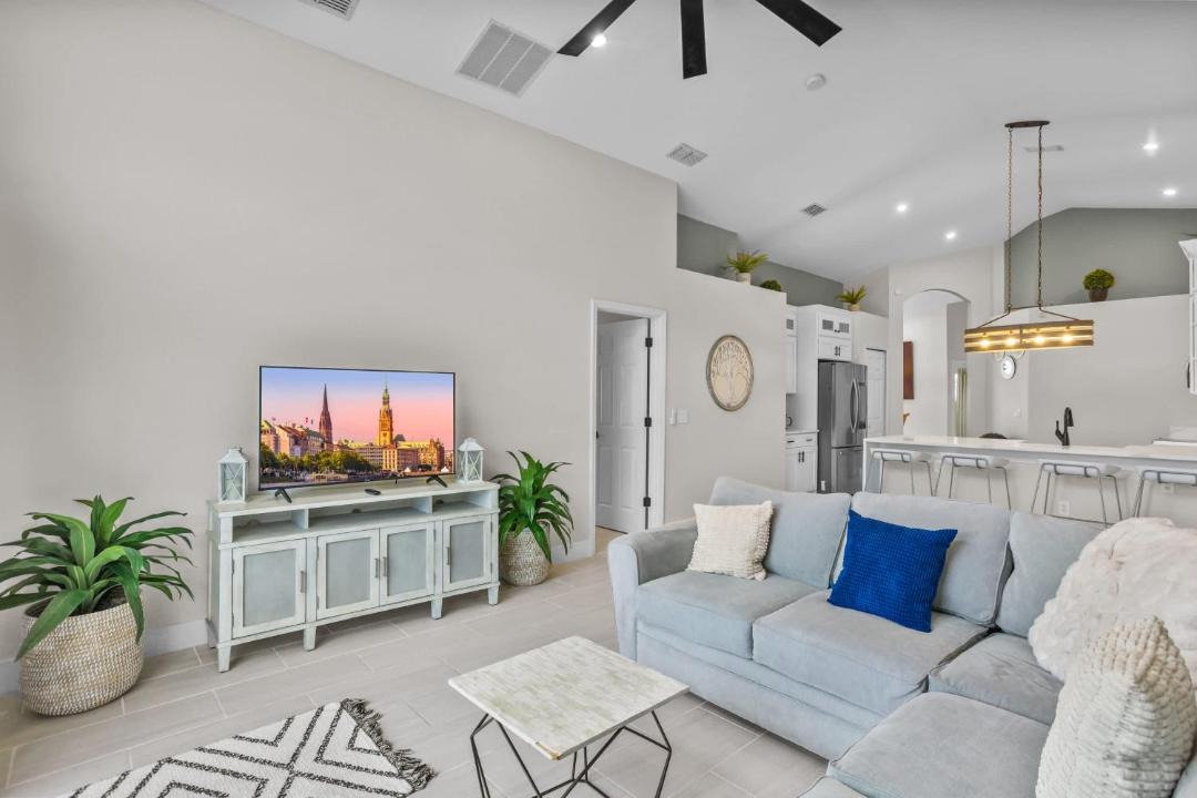 Photo of Others in Seasons