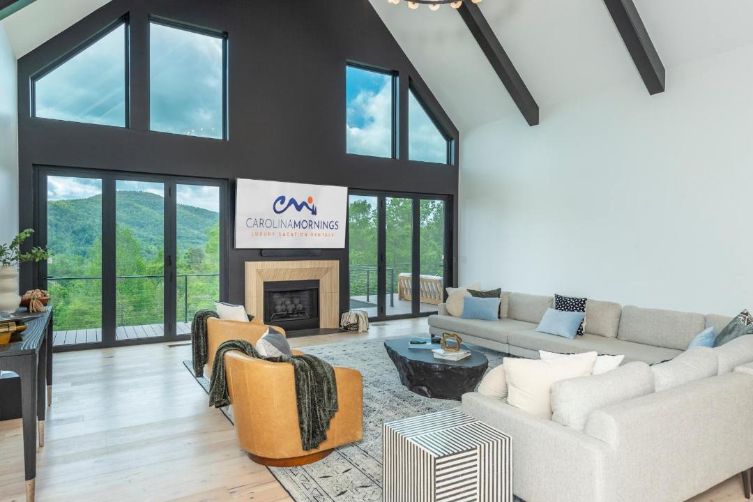 Photo of Livingroom in Black Mountain