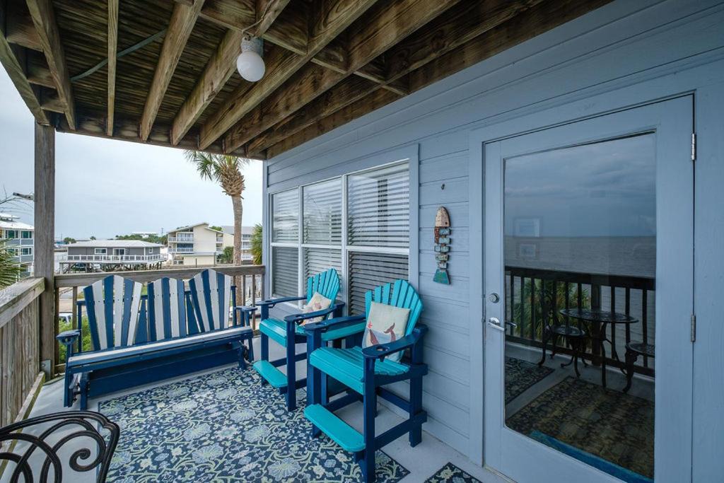 Photo of Patio Balcony in Cedar Key