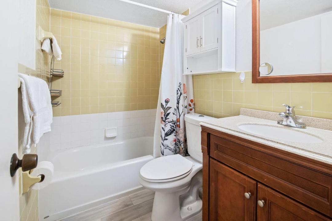 Photo of Bathroom in New Smyrna Beach