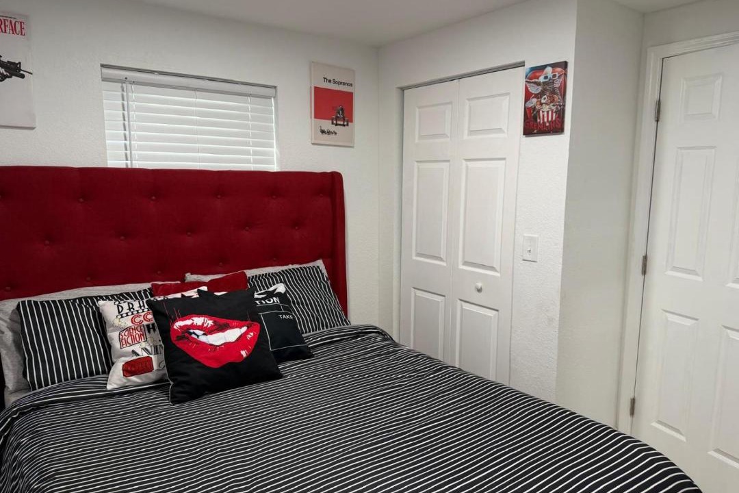 Photo of Bedroom in North Hyde Park