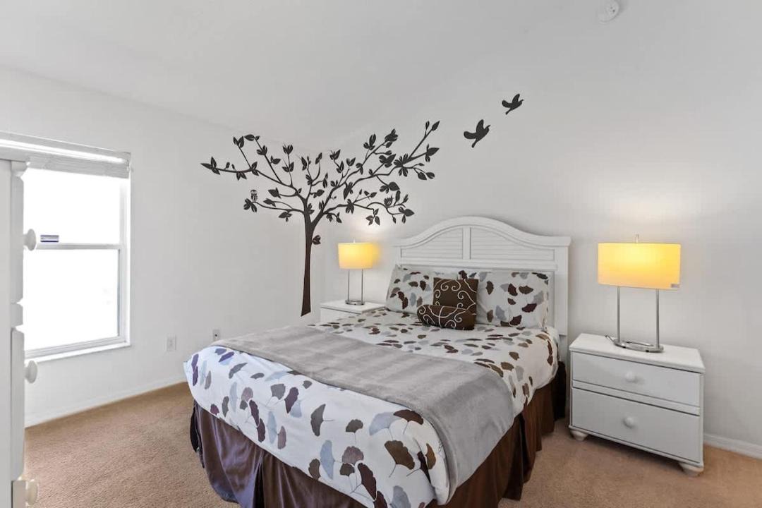 Photo of Bedroom in Veranda Palms