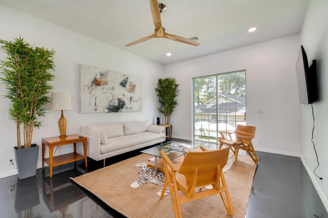 Photo of Livingroom in Fellowship