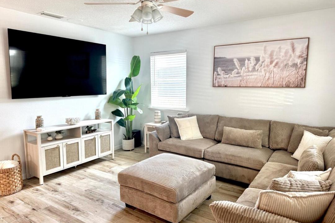 Photo of Livingroom in Lincolnville