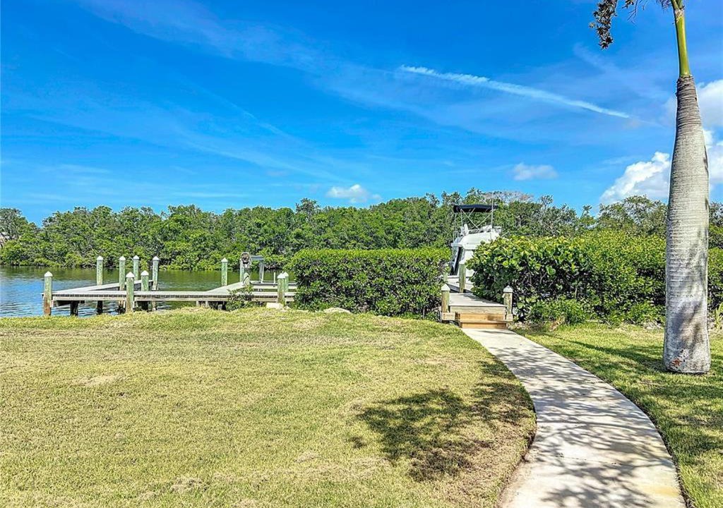Photo of Others in Bayshore Gardens