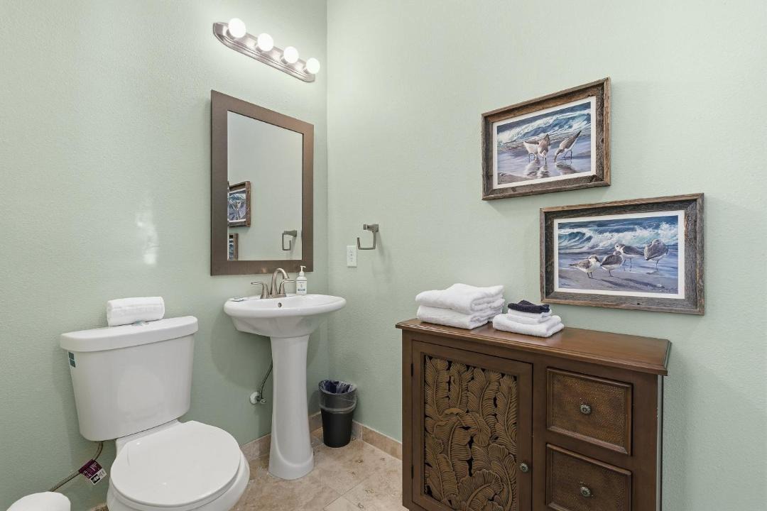 Photo of Bathroom in Edgewater