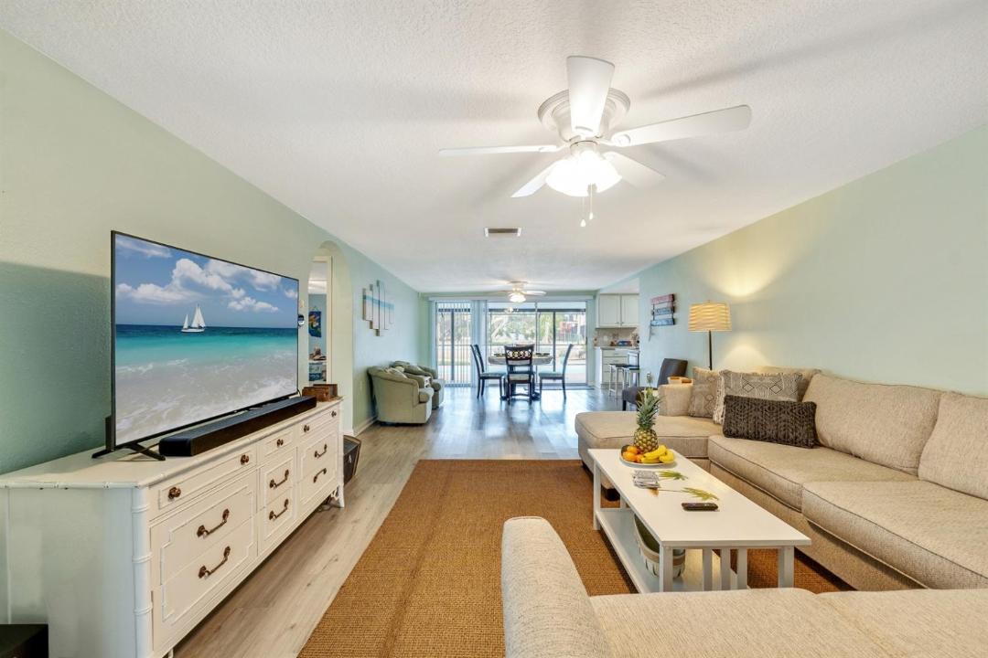 Photo of Livingroom in Marthas Vineyard
