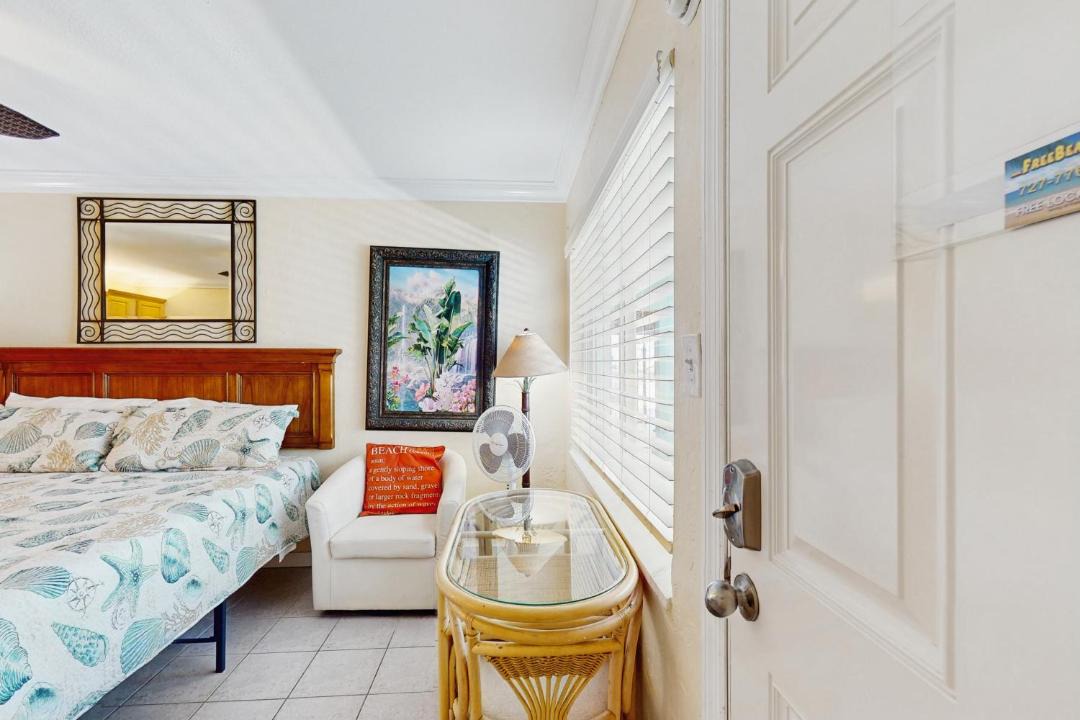 Photo of Bedroom in Pass-a-Grille Historic District