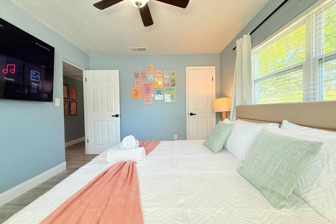 Photo of Bedroom in Lockhart