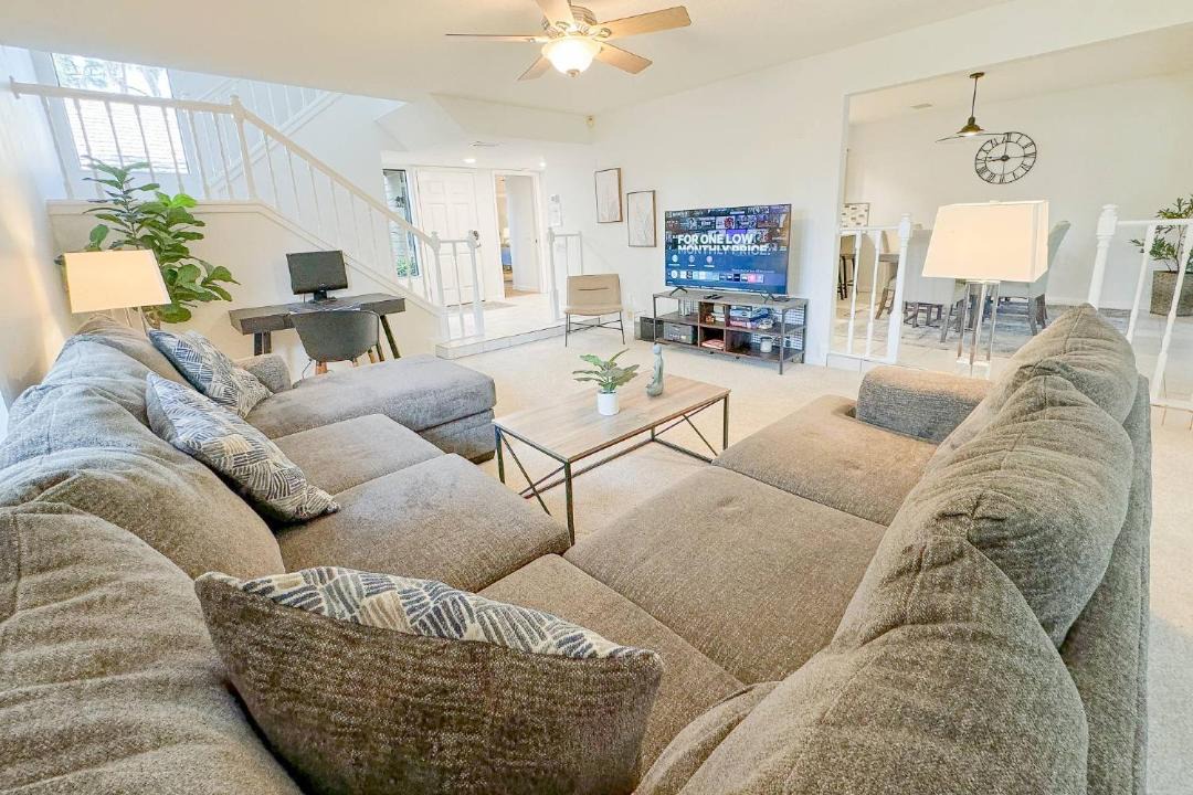 Photo of Livingroom in Fairway Village