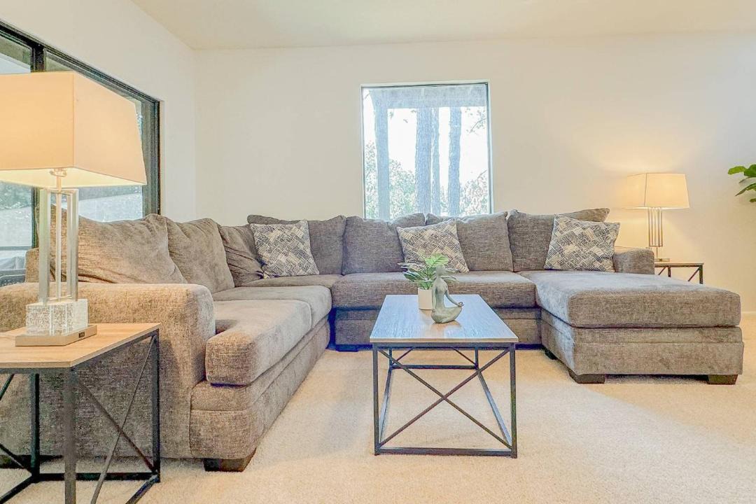 Photo of Livingroom in Fairway Village