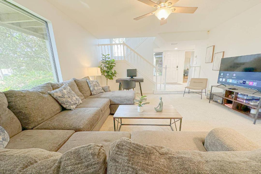Photo of Livingroom in Fairway Village