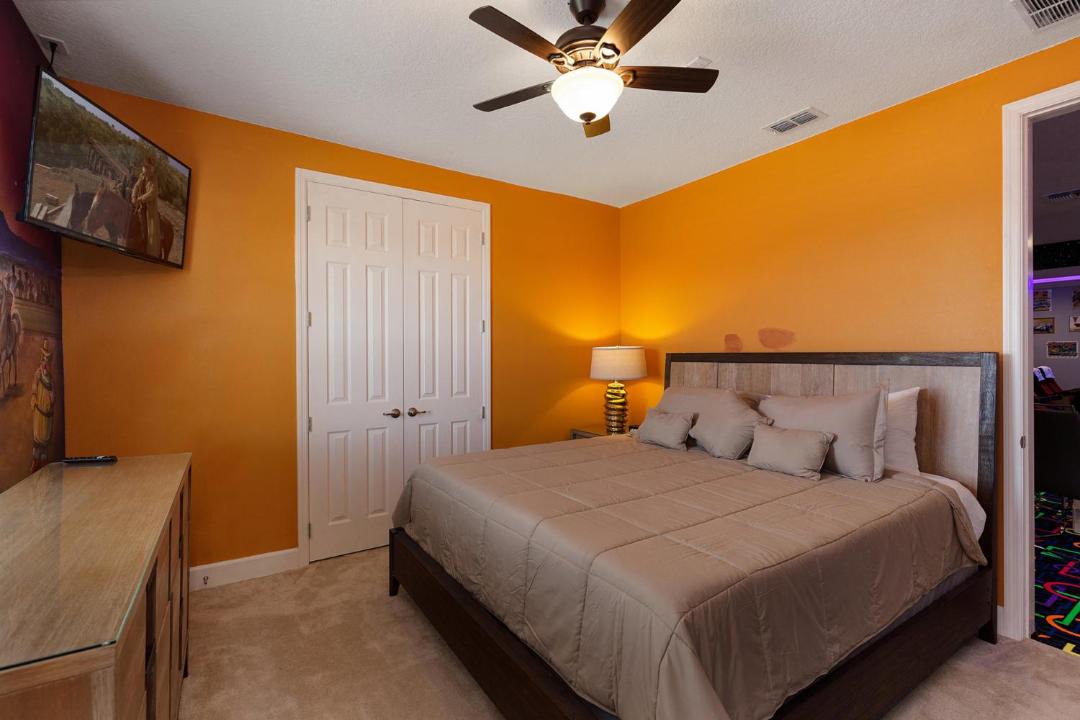 Photo of Bedroom in Loughman