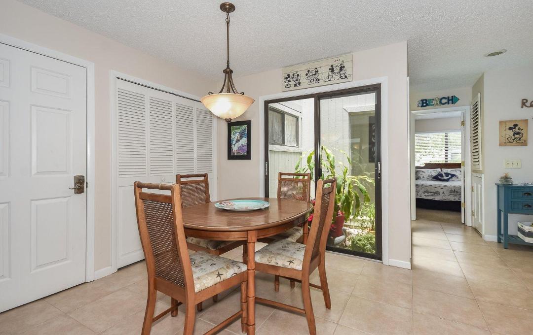 Photo of Livingroom in New Smyrna Beach