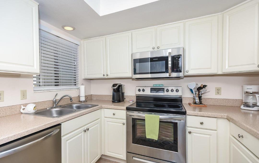 Photo of Kitchen in New Smyrna Beach